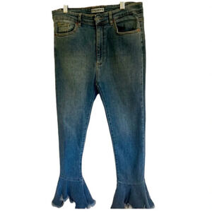 Pull and Bear flare bell bottom frayed jeans size  29